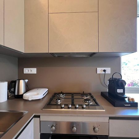 Val Di Sole 19-Iii Piano- Vista Mare- Vista Collina-Wifi 100Mg-Aria Condizionata In Tutte Le Stanze -L'Appartamento E' Stato Completamente Rinnovato Nel 2023 راباللو المظهر الخارجي الصورة