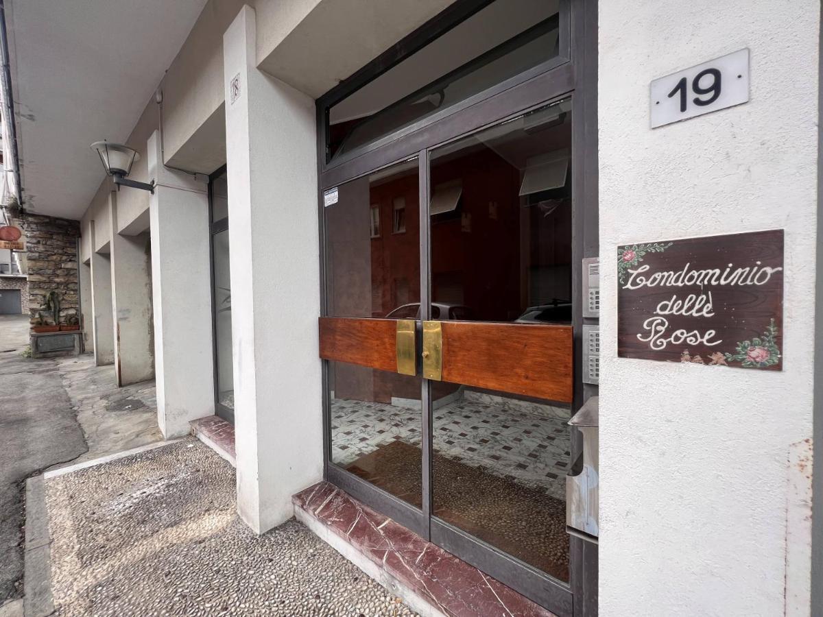 Val Di Sole 19-Iii Piano- Vista Mare- Vista Collina-Wifi 100Mg-Aria Condizionata In Tutte Le Stanze -L'Appartamento E' Stato Completamente Rinnovato Nel 2023 راباللو المظهر الخارجي الصورة